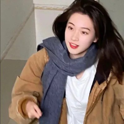 那女孩真帅